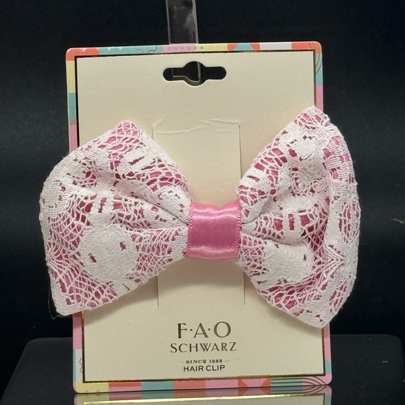 FAO SCHWARTZ Girl’s Hair Bow Clip - Picture 5 of 7